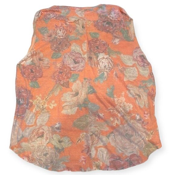 Free People Gardenia Hi-Lo Tee Size Medium - Picture 4 of 8